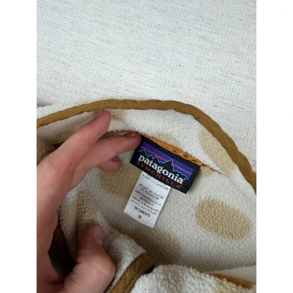 Patagonia Synchilla Fleece Pullover Womens Medium Polka Dot Snap-T Cream Tan - Picture 3 of 7